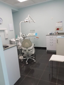 clinica dental fernandez y casquero
